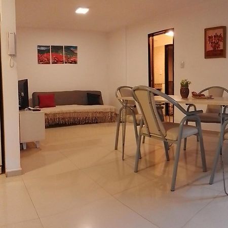 コルドバDepartamento Alberdiアパートメント エクステリア 写真